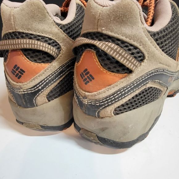 Columbia Men's Hiking Sneakers - Picture 9 of 10